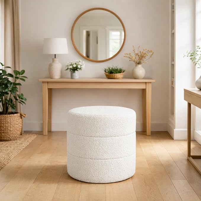 White Boucle