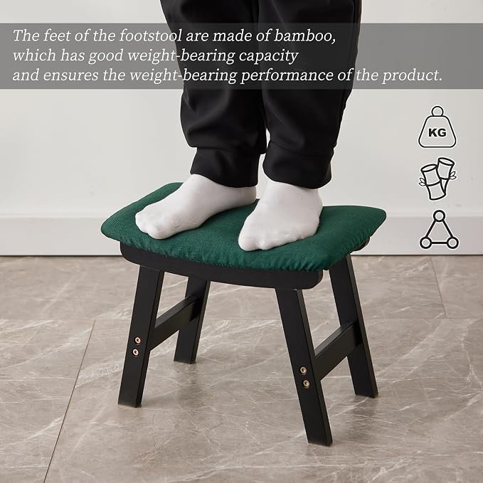 Black Stool Legs - Green Surface