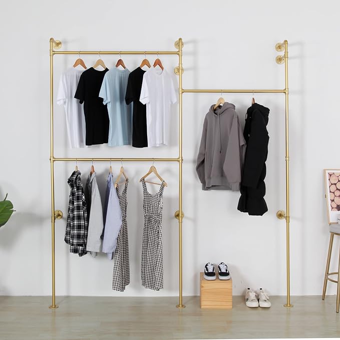 3-Hanging-Gold