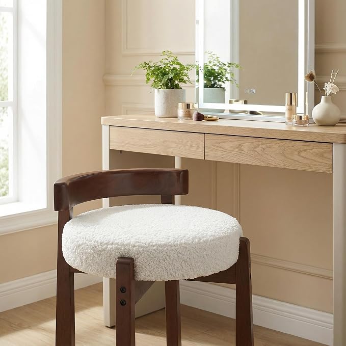 Boucle White