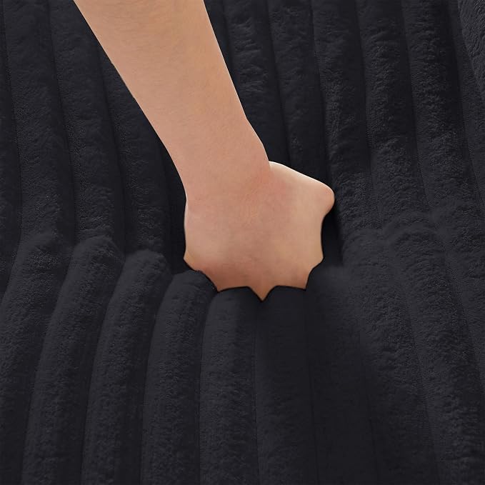 Ottoman & Black 35.25\