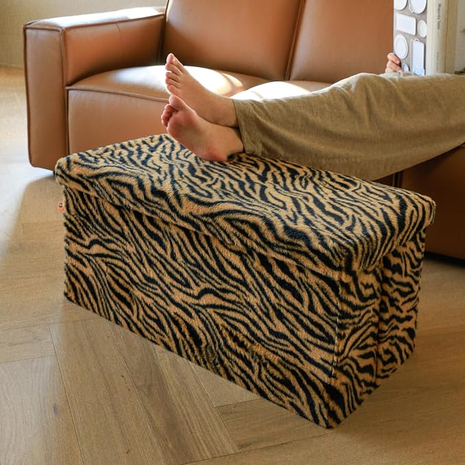 Tiger Tan/White