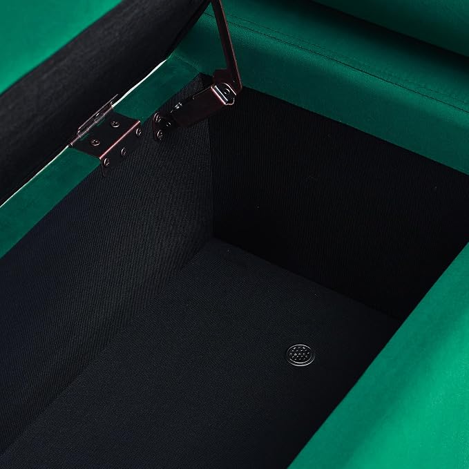 Green(44\