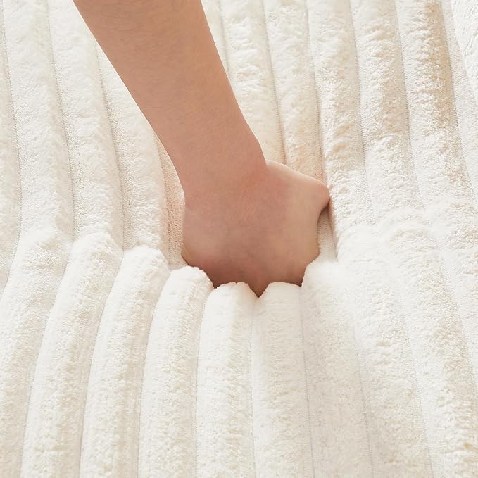 Ottoman & Beige 35.25\