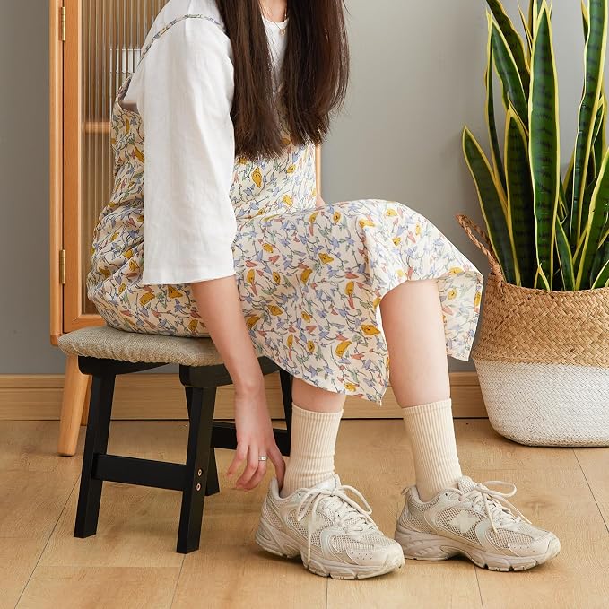 Black Legs - Beige Stool Surface