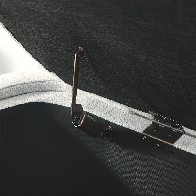 White(51.5\