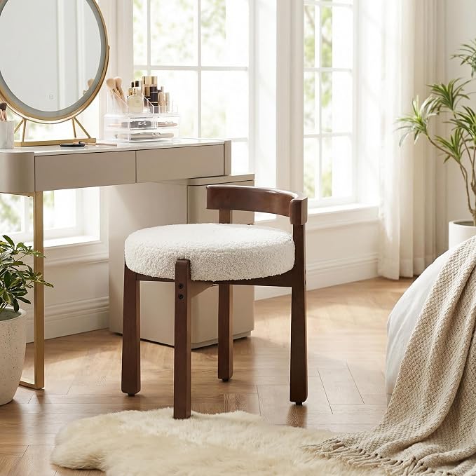 Boucle White