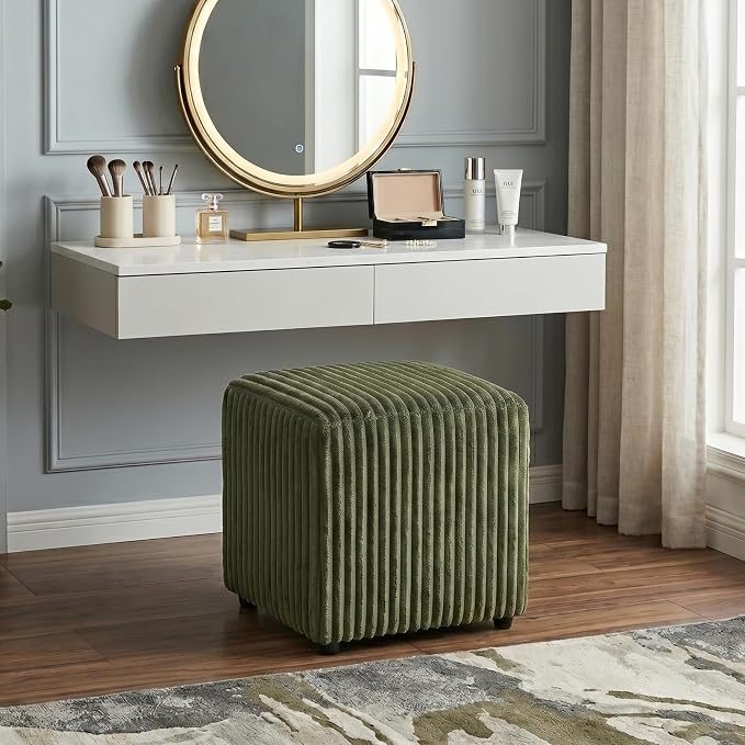 Square-dark Green